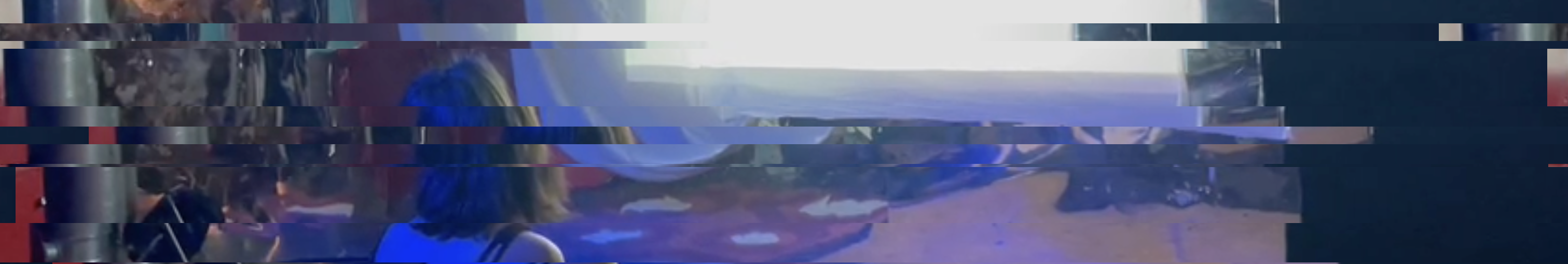 MAXINE//BÉTHANIE Hover